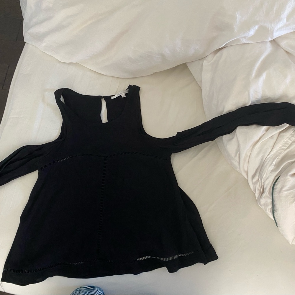 Lovers + Friends cold shoulder top